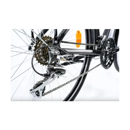 Gepida Alboin 200 Pro 28" L 21 női Trekking Kerékpár matt fekete 52cm