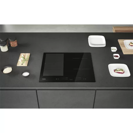 Haier HAFRSJ64MC fekete, beépíthető, indukciós, főzőzóna: 4, beépíthető méret: 56cm, főzőlap