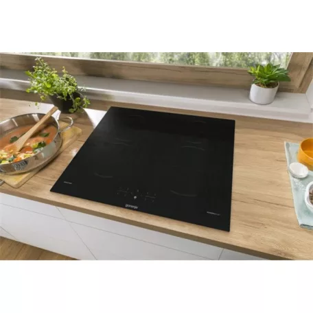Gorenje GI601FMC fekete, beépíthető, indukciós, főzőzóna: 4, beépíthető méret: 56cm, főzőlap
